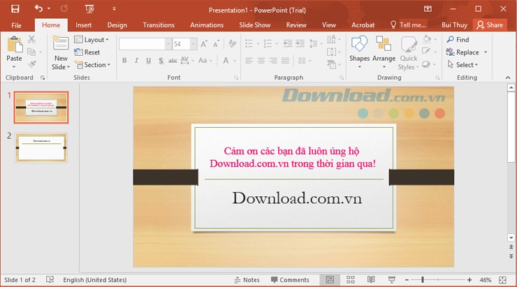 Giao diện PowerPoint khi soạn thảo slide
